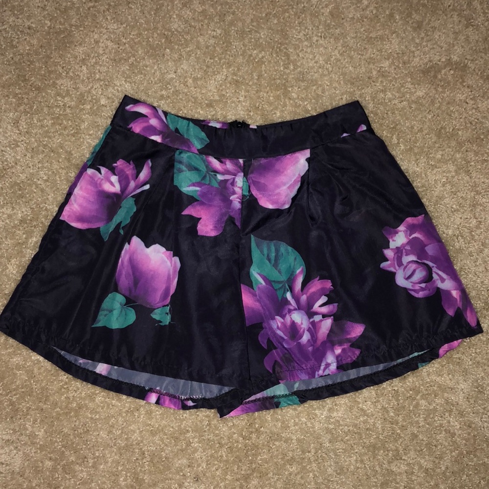 Floral Flowy Shorts